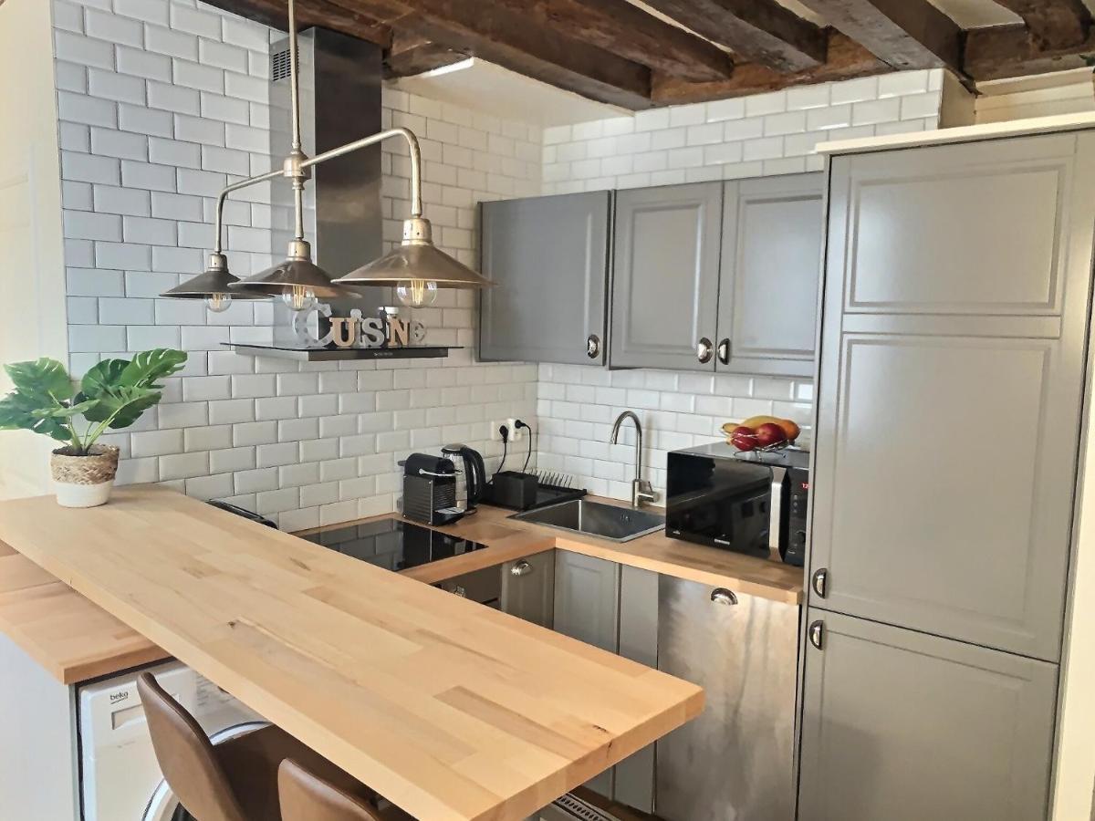 Appartement Hyper Centre De St Germain En Laye 4Min Du Rer Сен-Жермен-ан-Ле Экстерьер фото
